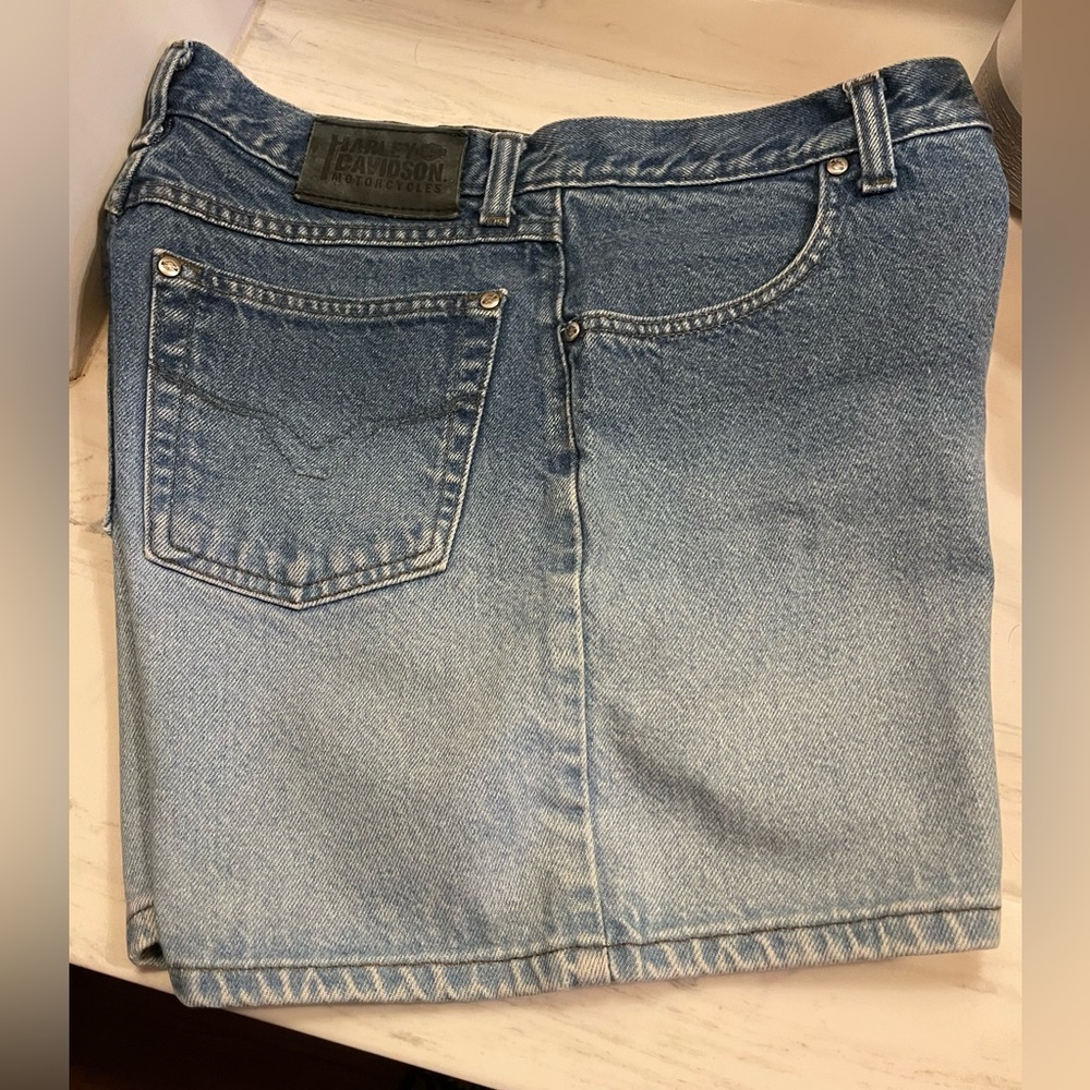 Harley Davidson Button-UP Jean Shorts, Women’s Size 12